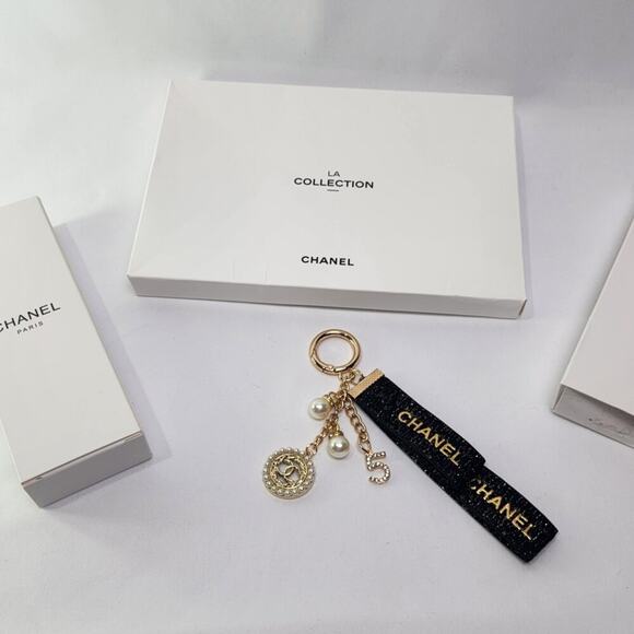 Chanel key chain bag charm braclet - Picture 1 of 9